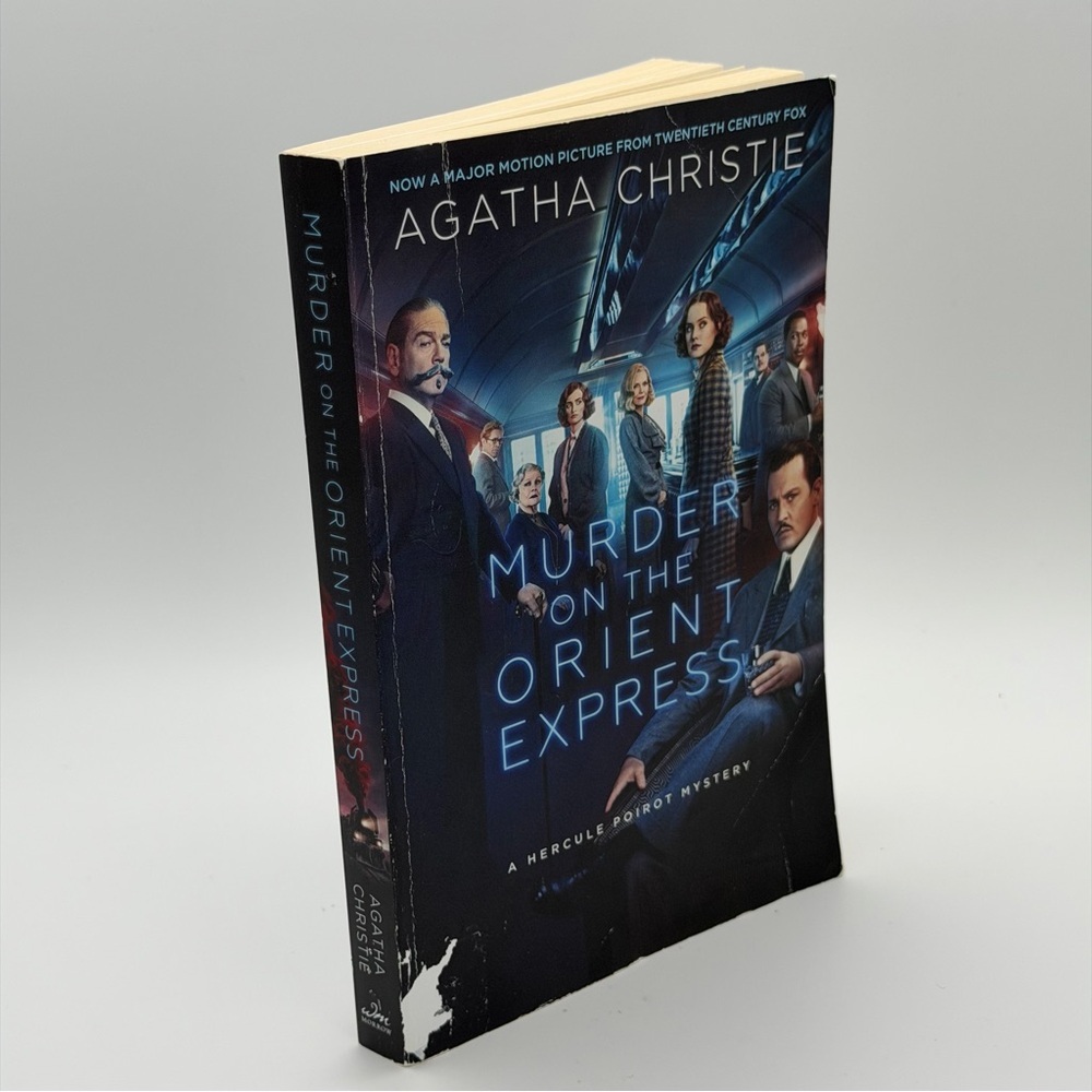Murder on the Orient Express by Agatha Christie - Picture 3 of 3